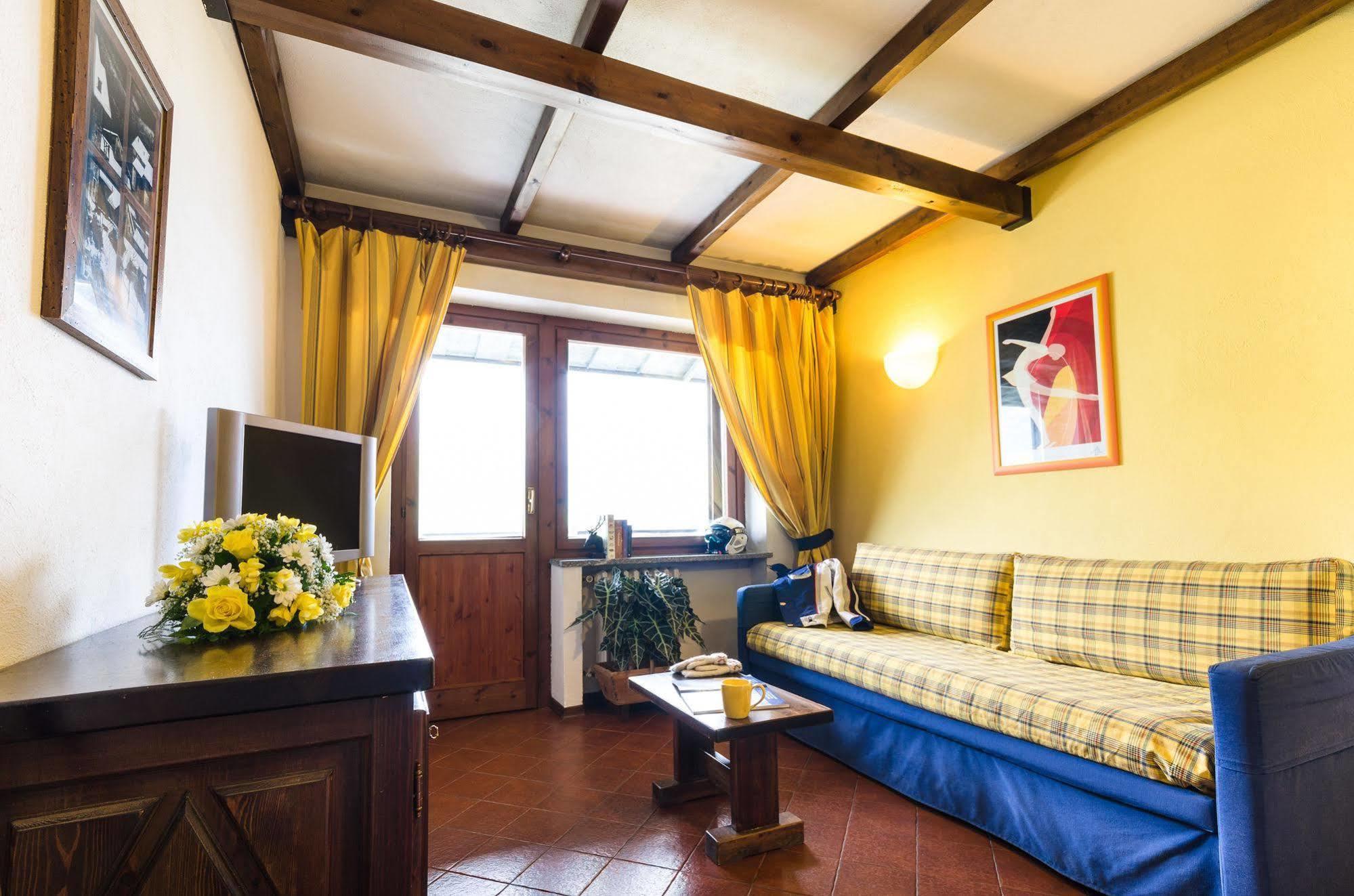 Resort Hotel Palace 2 Сестриере Экстерьер фото